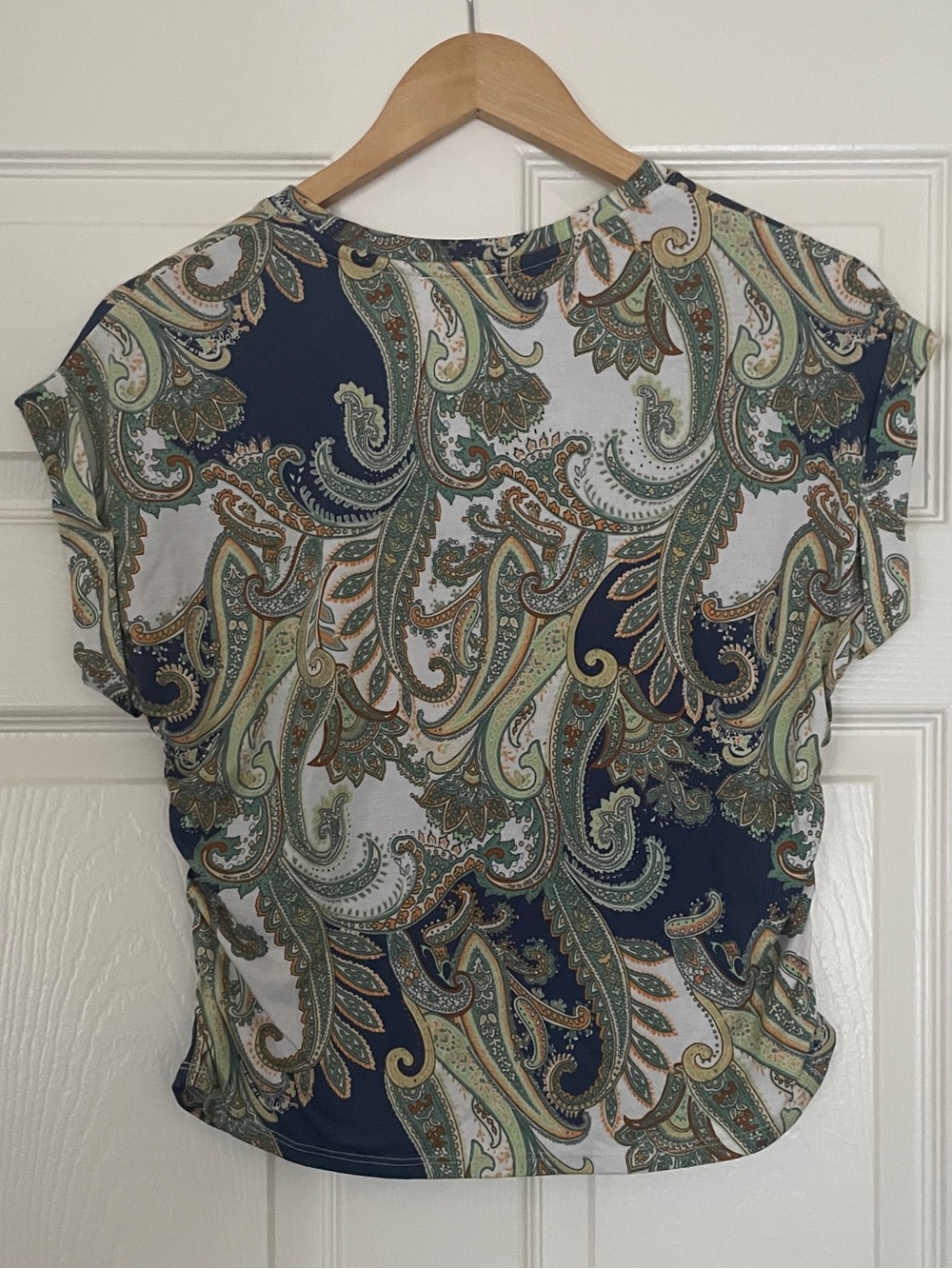 ๐ Industry Paisley Print Cap Sleeve Top ๐ - Picture 3 of 5